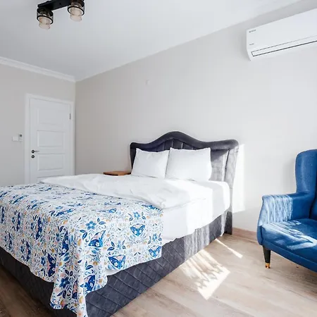 Comfy Flat With Balcony In *
